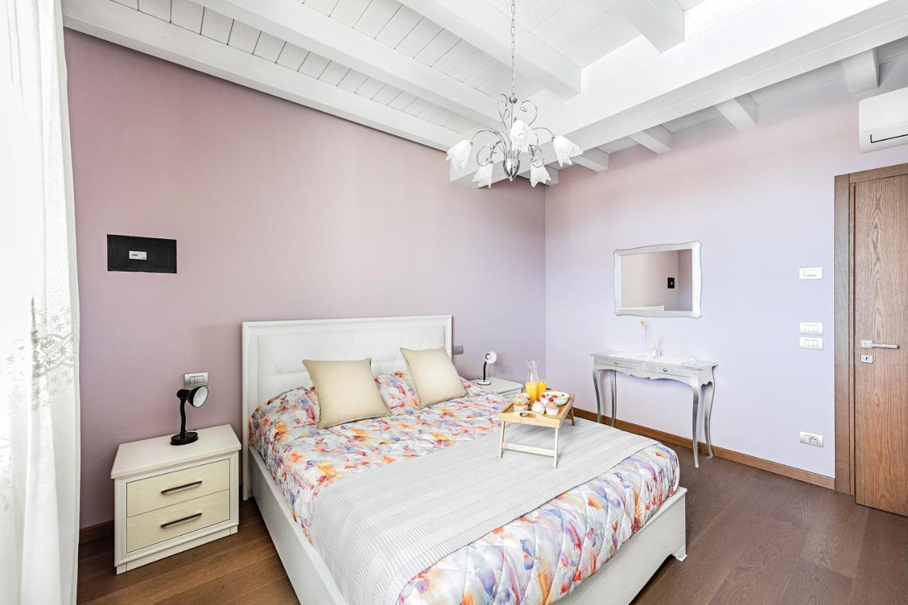 Warda C11 Apartment By Wonderful Italy 代森扎诺-德尔加达 外观 照片